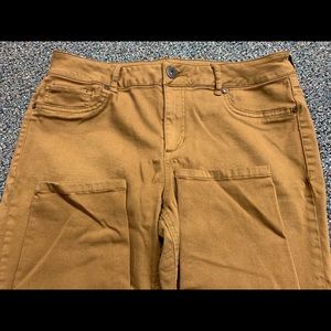 Maurices khaki colored jeggings